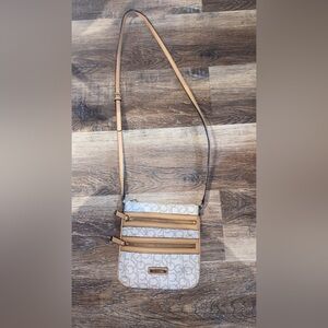 Calvin Klein crossbody purse